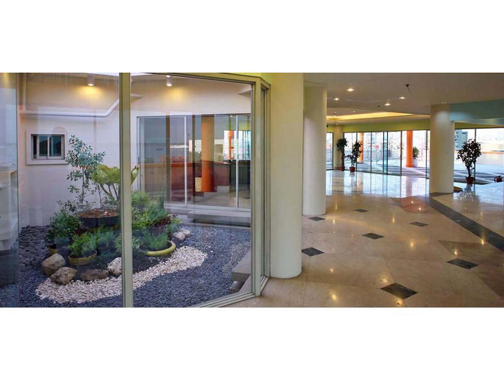 Sugbutel Family Hotel Cebu Powered By Cocotel Exteriör bild