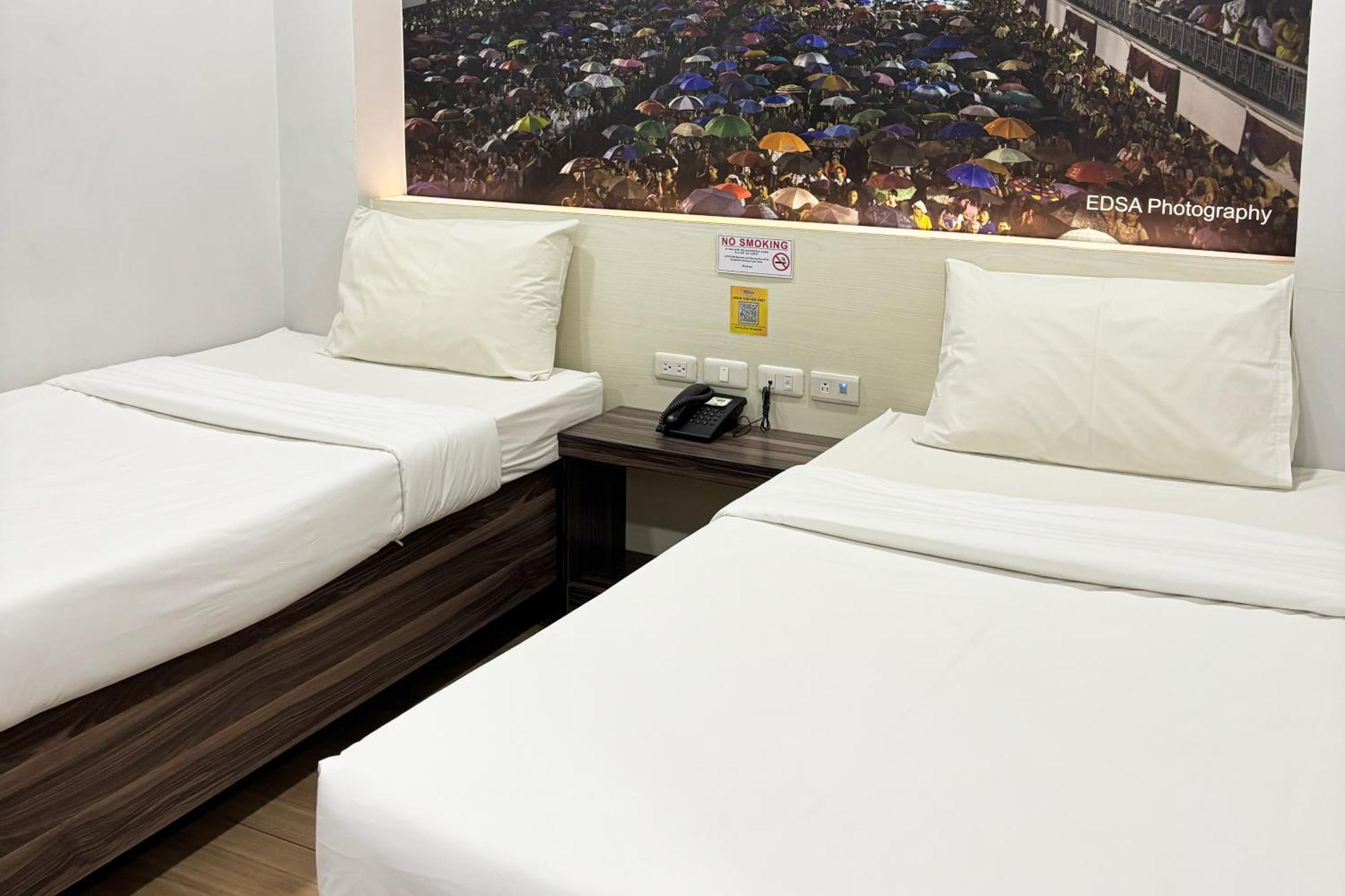 Sugbutel Family Hotel Cebu Powered By Cocotel Exteriör bild